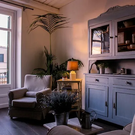 Azzurro B&B-2